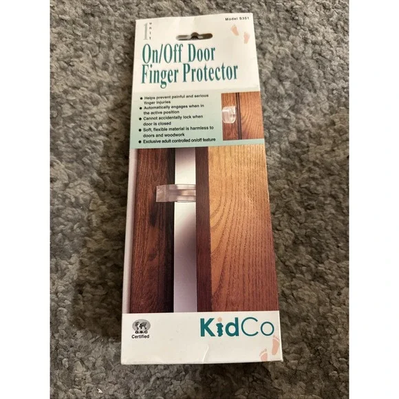 Kid Co On/off Door Finger Protector Model S351