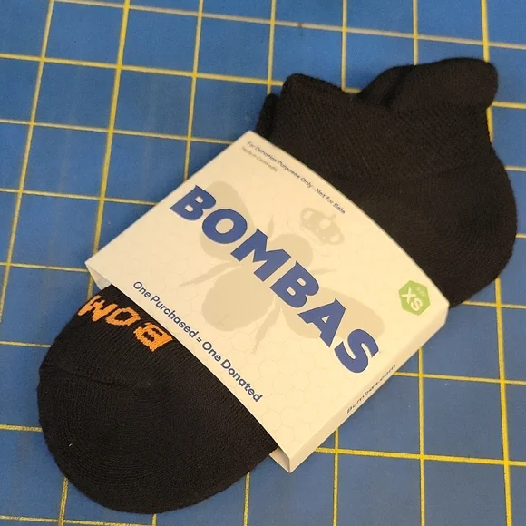 Bombas Unisex Black Ankle Socks New in Package
