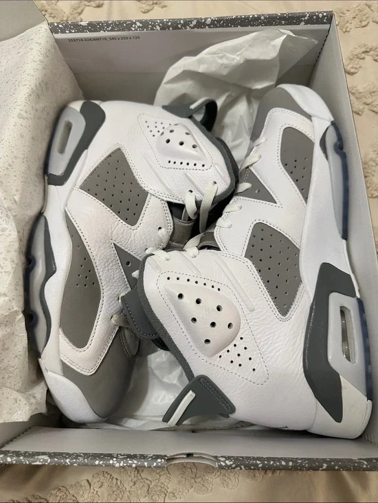 Jordan Men's Retro Athletic Sneakers - White & Gray