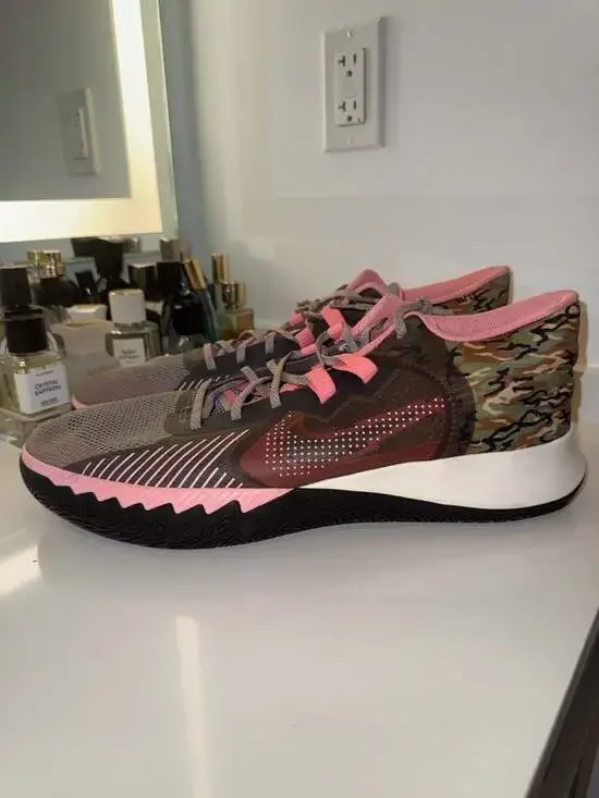 Nike Kyrie Flytrap 5 Moon Fossil Pink Gaze Camo Basketball Shoes CZ4100-005