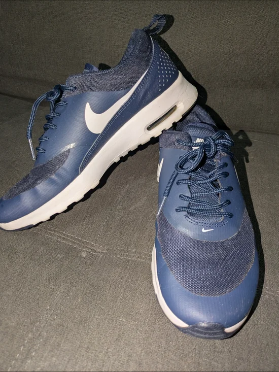 Nike Navy Blue and White Running Sneakers