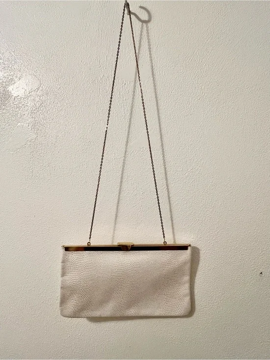 Vintage Etra Lizard Embossed Cream Leather Clutch Gold Frame Chain Bag