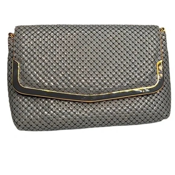 Vintage 70’s Silver Envelope Shoulder Clutch Metal Evening Bag
