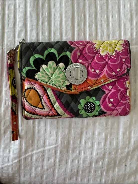 Vera Bradley Pink Green Floral Quilted Wristlet