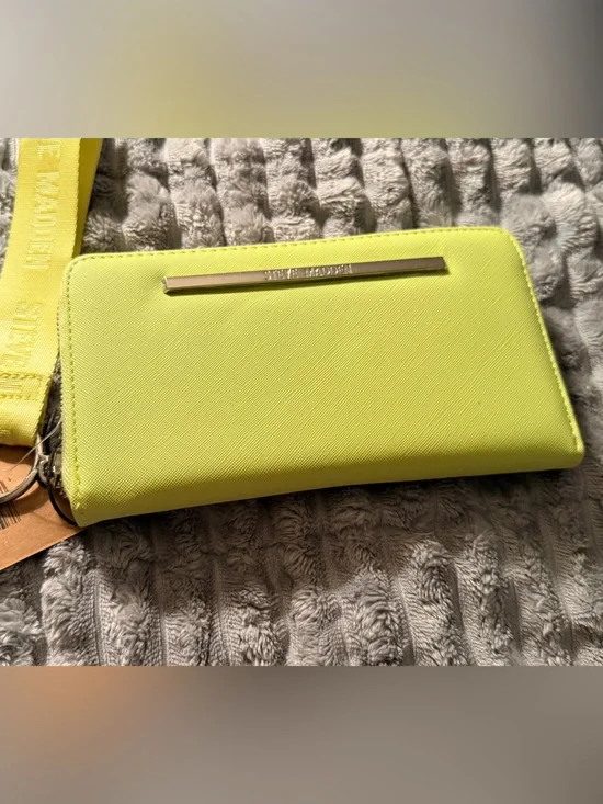 Steve Madden Yellow BZIP-WEB Continental Zip Around Wallet Wristlet Pouch NWT