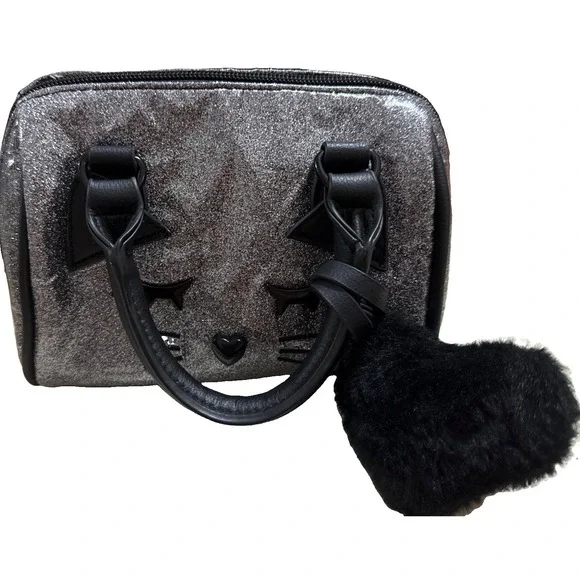 BETSEY JOHNSON Mini Kitty Barrel Bag NWT Handled Silver,Blk Fluffy Heart