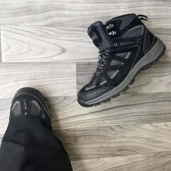 Denali A17U159E-7 Black Hiking Boots