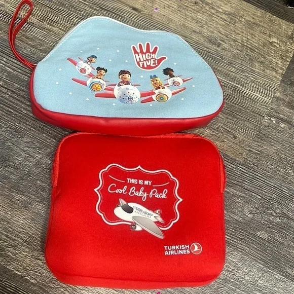 2 cosmetics bag
