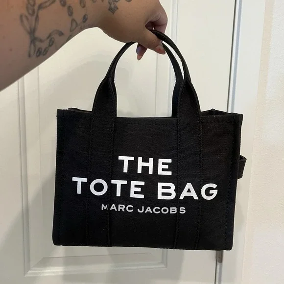 Marc Jacobs The Tote Bag Small 10