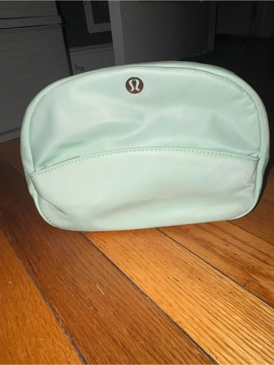 lululemon athletica Light Mint Cosmetic Bag