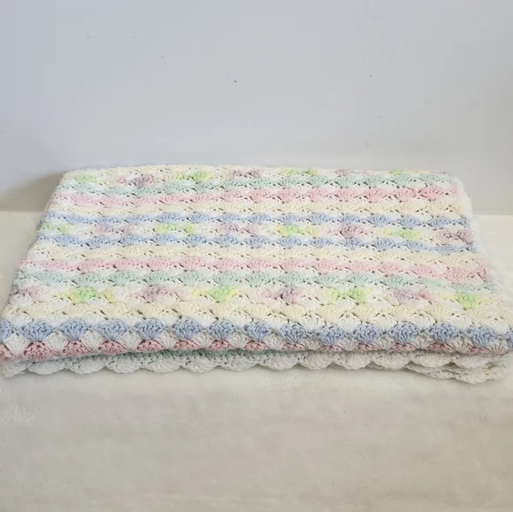 Crochet Handmade Pastel Pink Blue White Throw Lap Baby Blanket Afghan