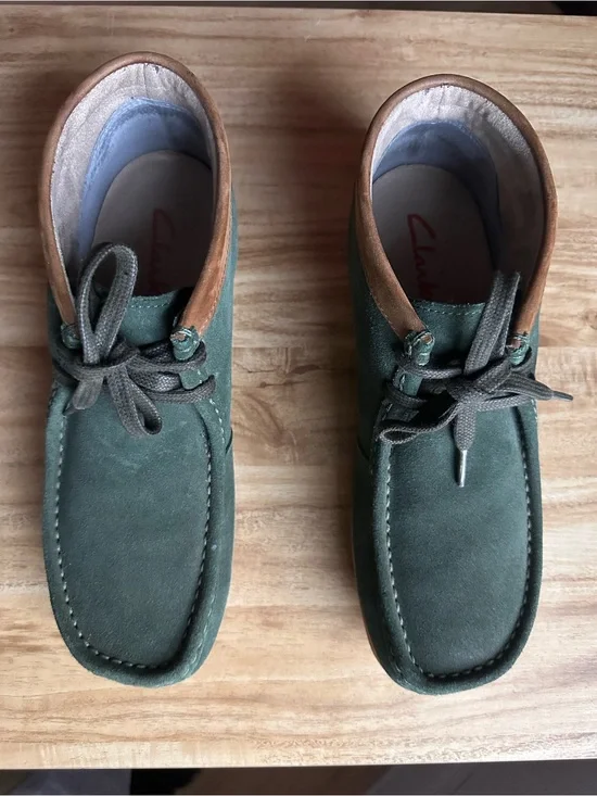 Clarks Suede Wallabee-Style Boots Green with Leather Trim