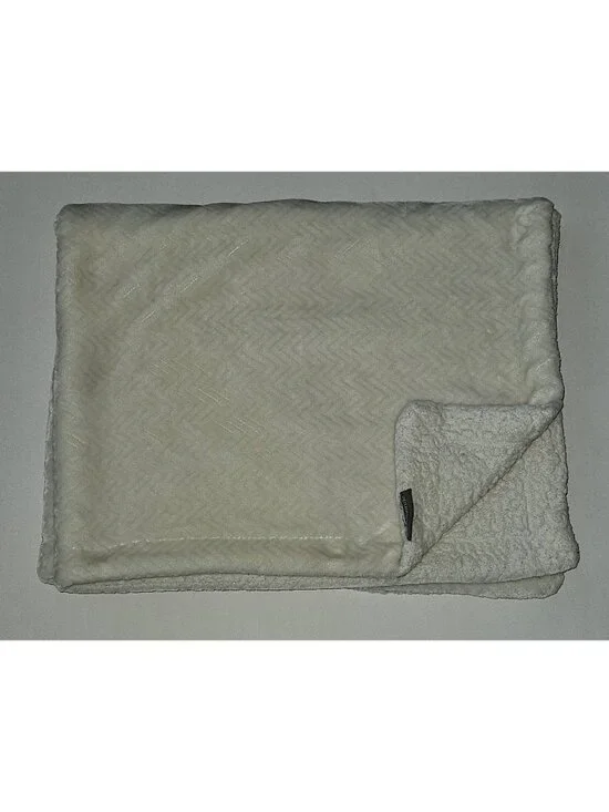 Petit Monde Solid White Embossed Chevron Baby Blanket Fleece Sherpa Soft 30x38