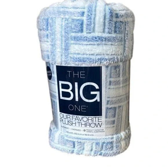 The Big One Oversized Plush Throw Blue Vintage Weave Fall 5ft by 6ft NEW