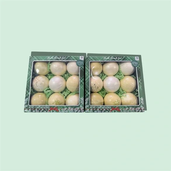 Bath Bomb Gift Set 9 Piece New in Box. Multiple Scents.