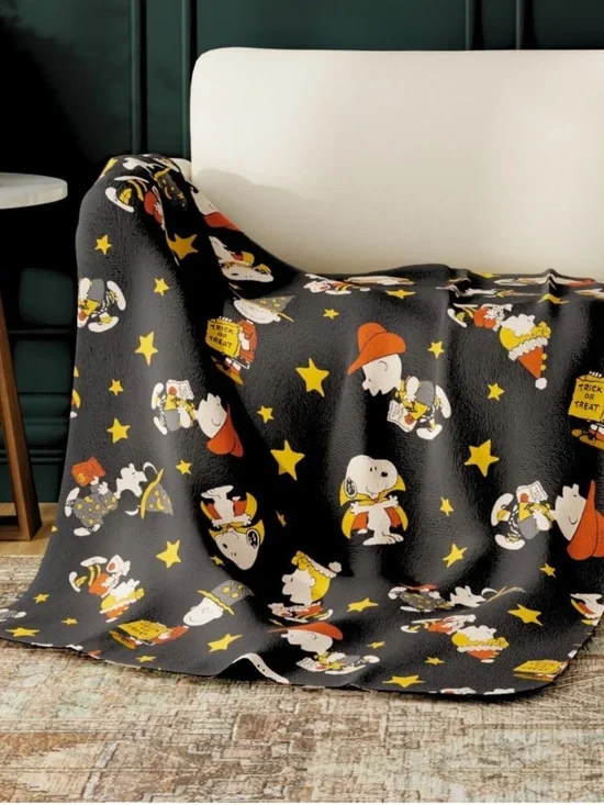 Franco Halloween Snoopy Sally & Charlie Brown Silk Touch Throw-46” x 60”