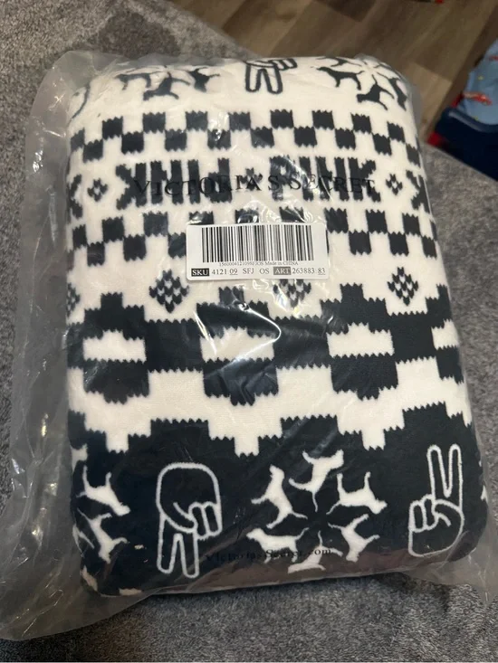 Victoria Secret PINK Blanket