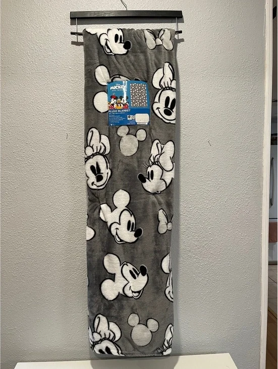Disney Mickey and Friends Plush Blanket Gray with Character