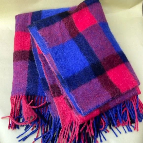 Vintage multicolored wool/mohair knitted blanket with fringe