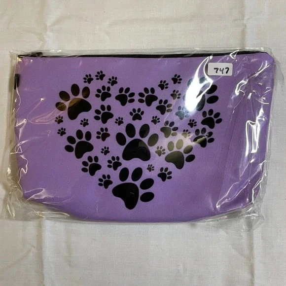 The Pouch Cosmetic Bag Womens OS Purple NWT Paw Print Heart Zipper Travel Case