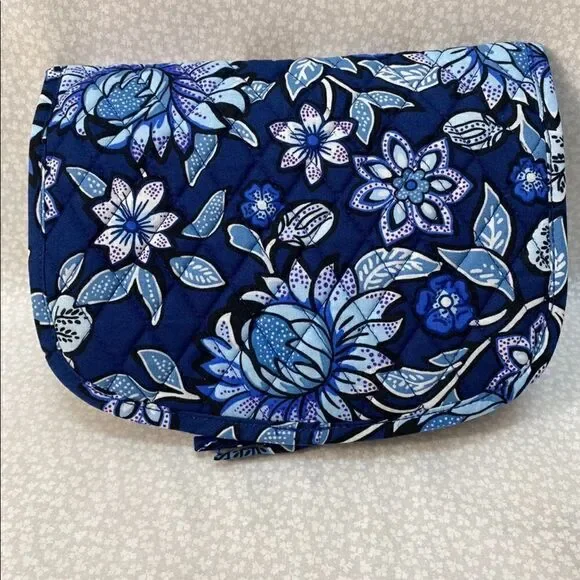 Vera Bradley Medium Travel Organizer - Tropics Tapestry in Signature Cotton