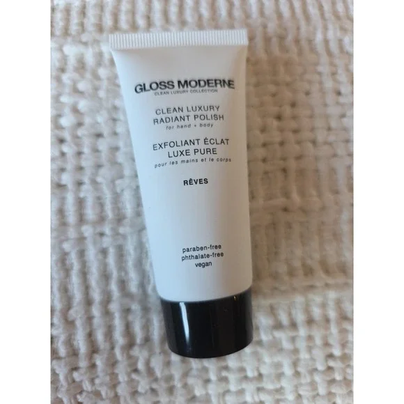 Gloss Moderne Clean‎ Luxury Radiant Polish Rêves 20g/0.7 oz Exfoliating Scrub