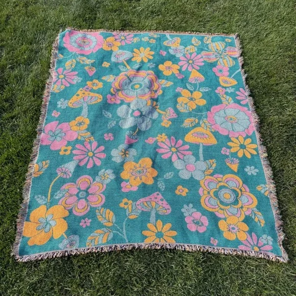 Psychedelic Mushroom Floral Woven Throw Blanket Teal Pink Reversible Boho 50x60