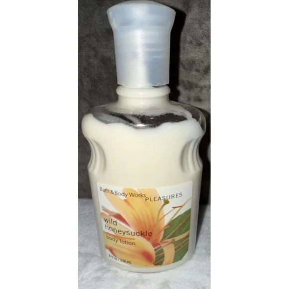 Vintage Bath & Body Works Pleasures Wild Honeysuckle Body Lotion 8oz‎