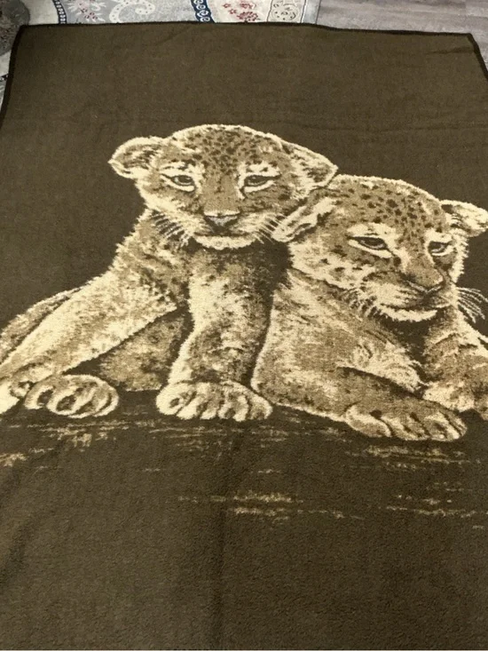 Brown Leopard Cubs Plush Throw Blanket Vintage Retro Y2K Throw Blanket