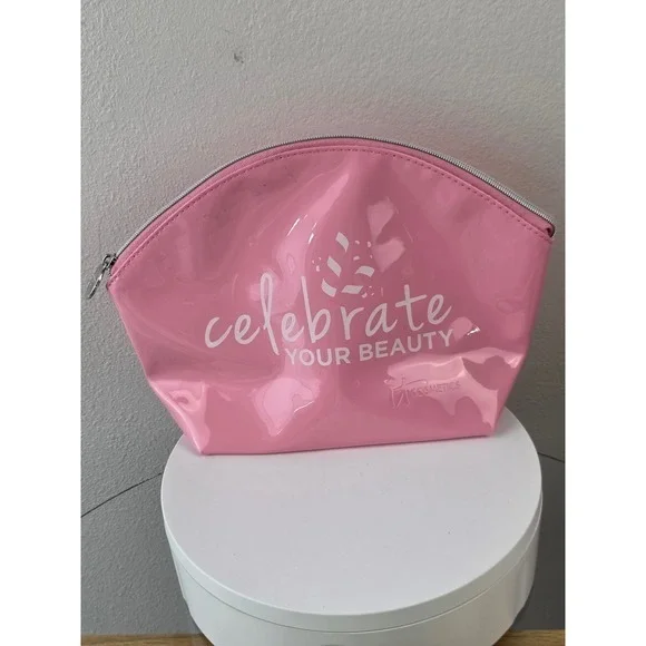 It Cosmetics Celebrate Your Beauty Pink Patent Leather Makeup Bag Dome Pouch