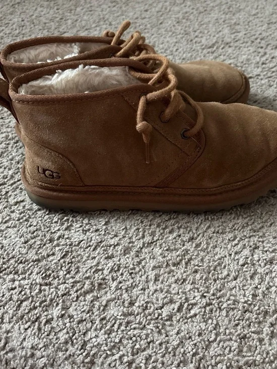 UGG unisex Tan Suede Chukka Boots with Shearling Lining