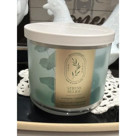Bath & Body Works Stress‎ Relief 3-Wick Candle Eucalyptus Spearmint Aromatherapy
