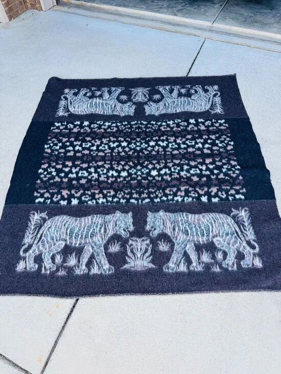 Fruto del Telar Antialergica Vintage Alpaca Wool Blend Blanket Brown Ivory Tiger