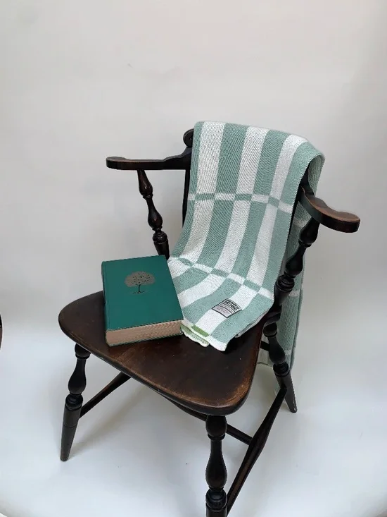 White Stone Homescape Knit Blanket Green & White Checkered 100% Cotton