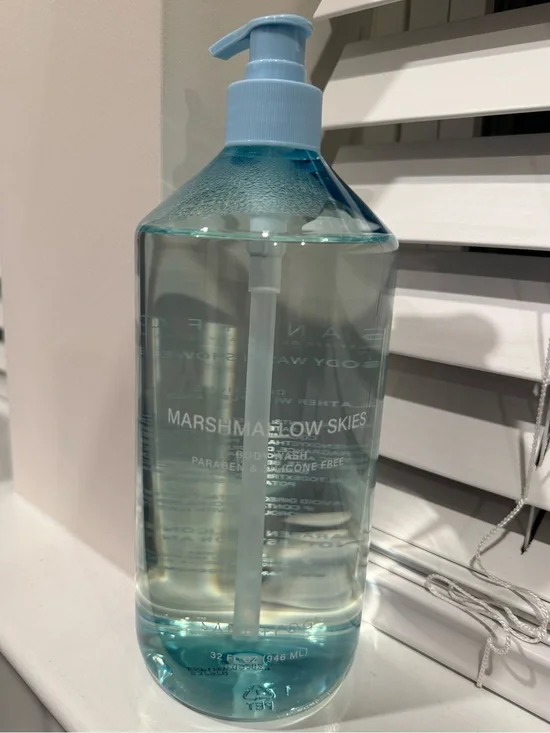 Sand + Fog | Marshmallow Skies Body Wash | 32 FL OZ