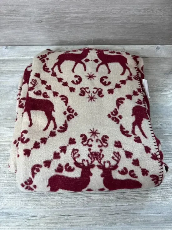 Pad Concept Red Stag Deer Beige Oversized Throw Blanket Reversible World Travelo