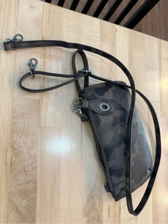Super cute Brown Camo Leather Crossbody Belt Bag