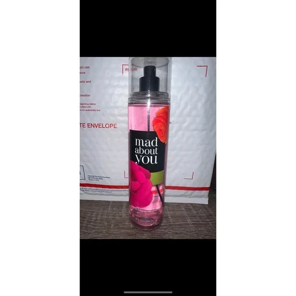 Bath and Body Works Signature Collection‎ Mad About You body mist spray