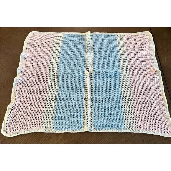Handmade Crochet Baby Blanket Afghan Blue Pink White 31'' x‎ 26''