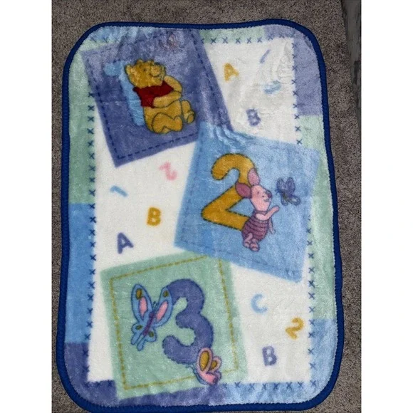Vtg Crown Crafts Winnie The Pooh Baby Blanket 1‎ 2 3 30