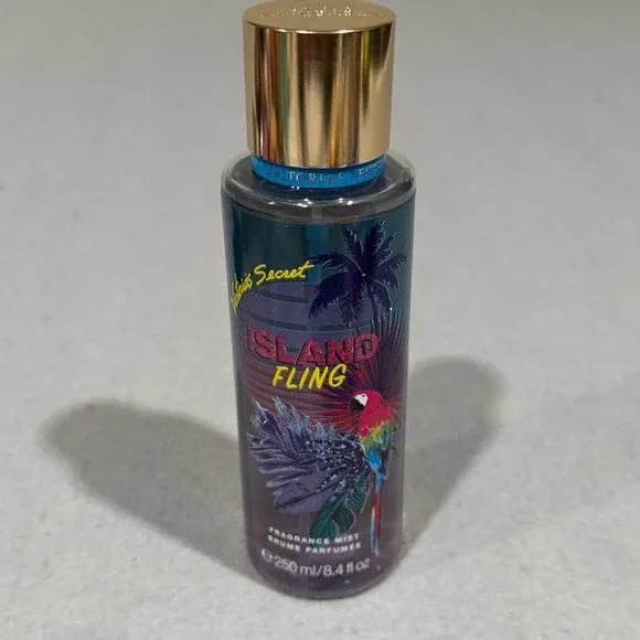 Victoria's Secret Fragrance Mist Women Island Fling Beach Woods Vanilla 8.4oz