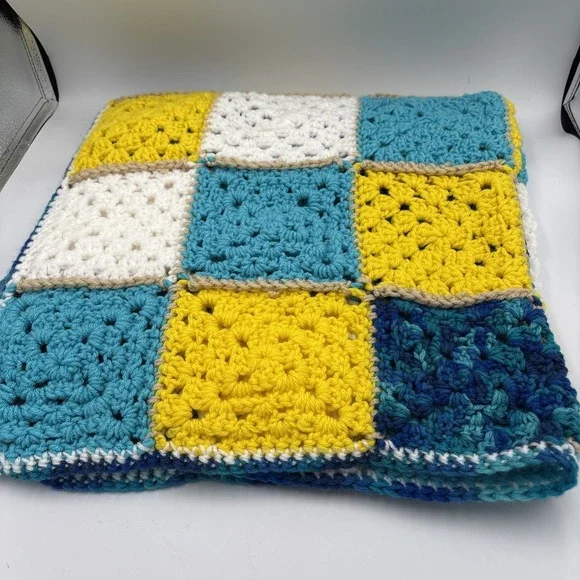 NEW Handmade Crochet Baby Blanket Afghan (Blue ,Yellow, White)‎ Granny Square