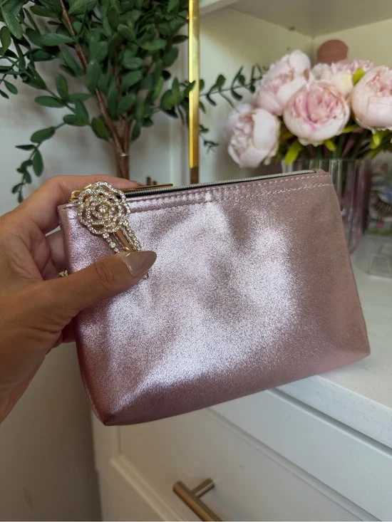 Metallic pink Wristlet Pouch - Elegant Clutch Bag w camellia clip