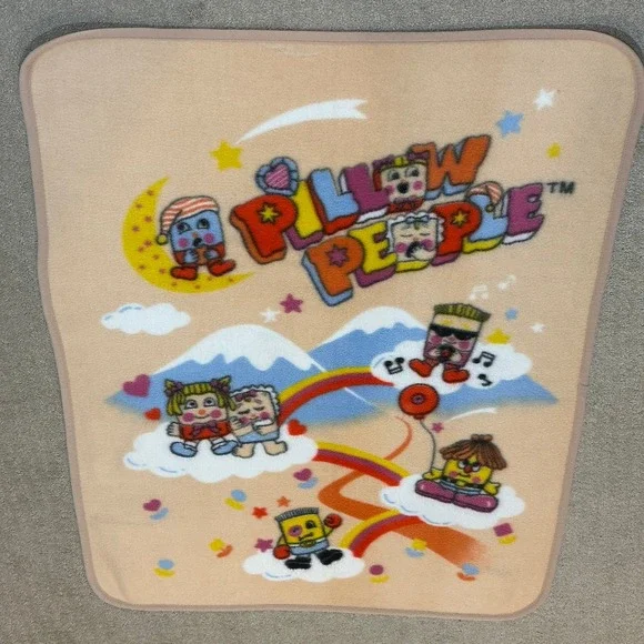 Vintage Pillow People Fleece Throw Blanket Tan‎ Rainbow Clouds 80s 90s Nostalgia