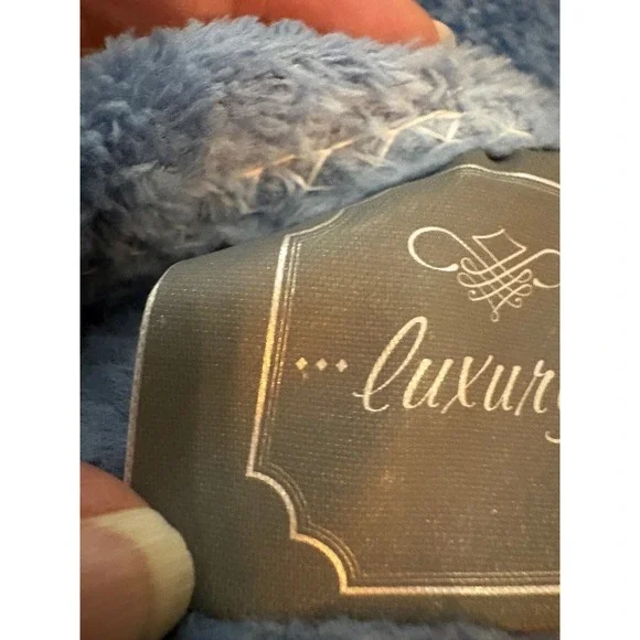 Luxury Oversized Plush Throw Blanket 60x80 Dusty Blue Soft Fleece 100% Polyester