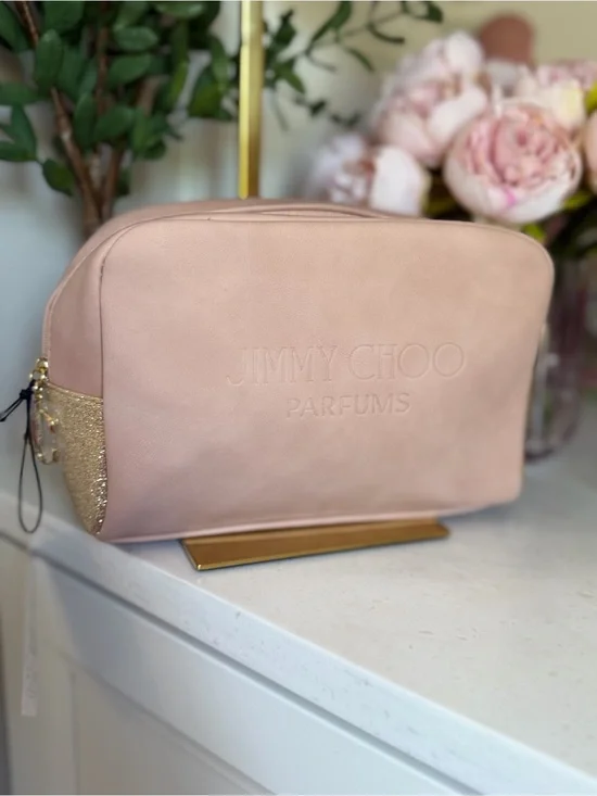 Jimmy Choo Parfum Blush Pink Cosmetic Pouch with Gold Trim GWP