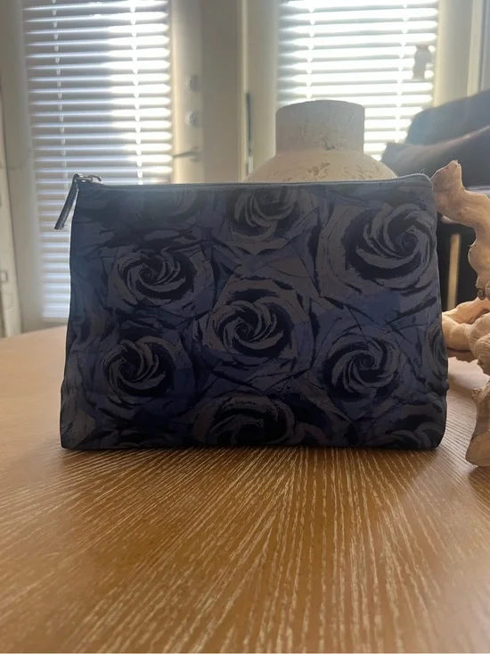 Lancôme Dark Blue Floral Cosmetic Bag NEW