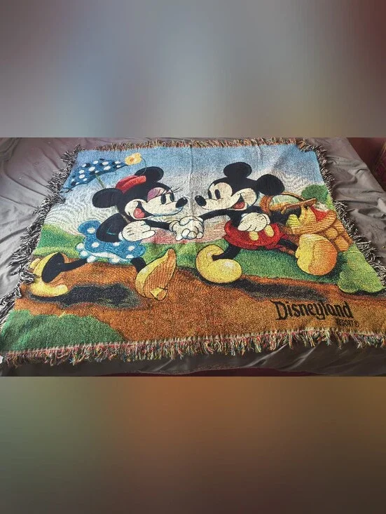 Vintage Disneyland Resort Mickey & Minnie Mouse Picnic Woven Tapestry Blanket