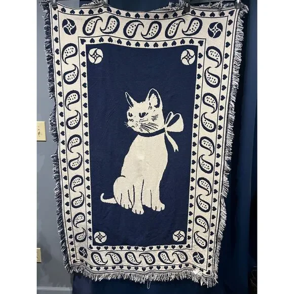 Reversible cotton vintage blanket