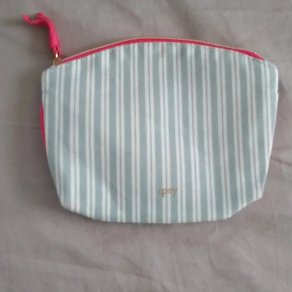 💙 Ipsy Blue Striped Makeup Bag (3 for $20)‎
